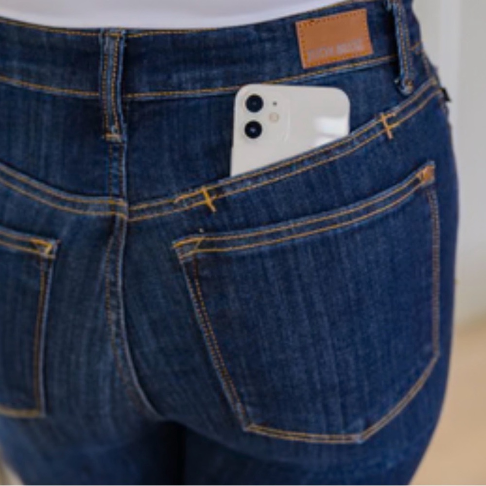 Judy Blue Holla Back Women's Jeans - Picture 6 of 7